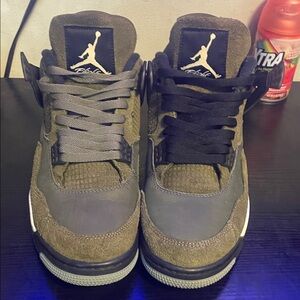 Jordan Men's Olive and Black Sneakers